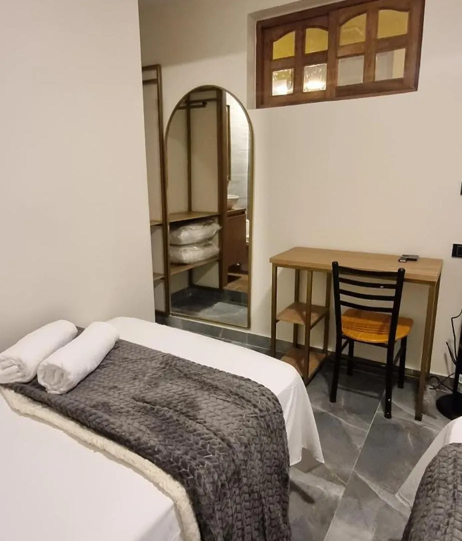 Hotel Ruta365 Medellin 4*,