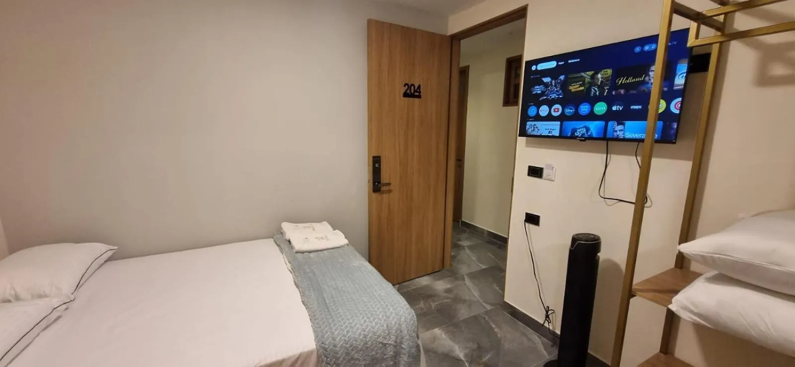 Hotel Ruta365 메딜린 4*,