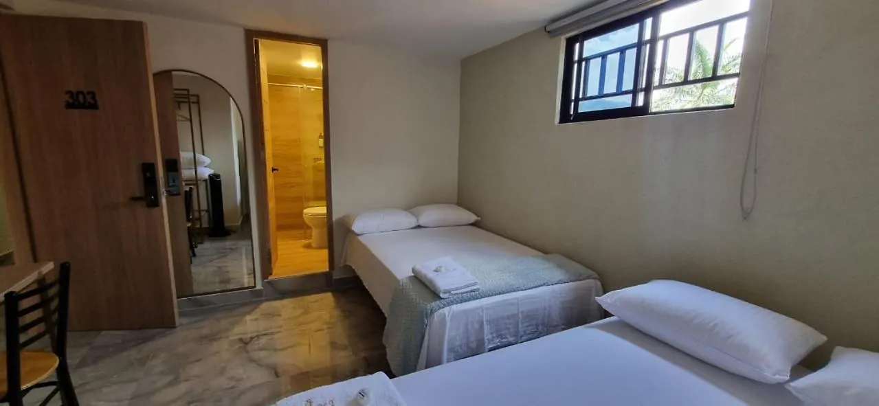 Hotel Ruta365 메딜린