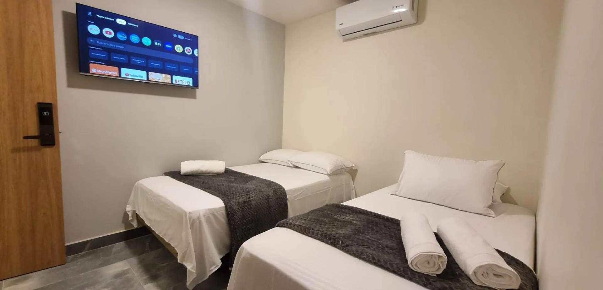 Hotel Ruta365 메딜린 4*,  콜롬비아