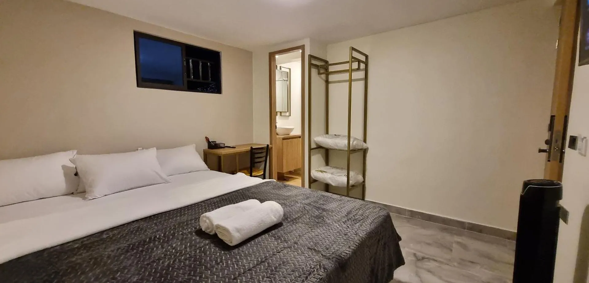 Hotel Ruta365 메딜린